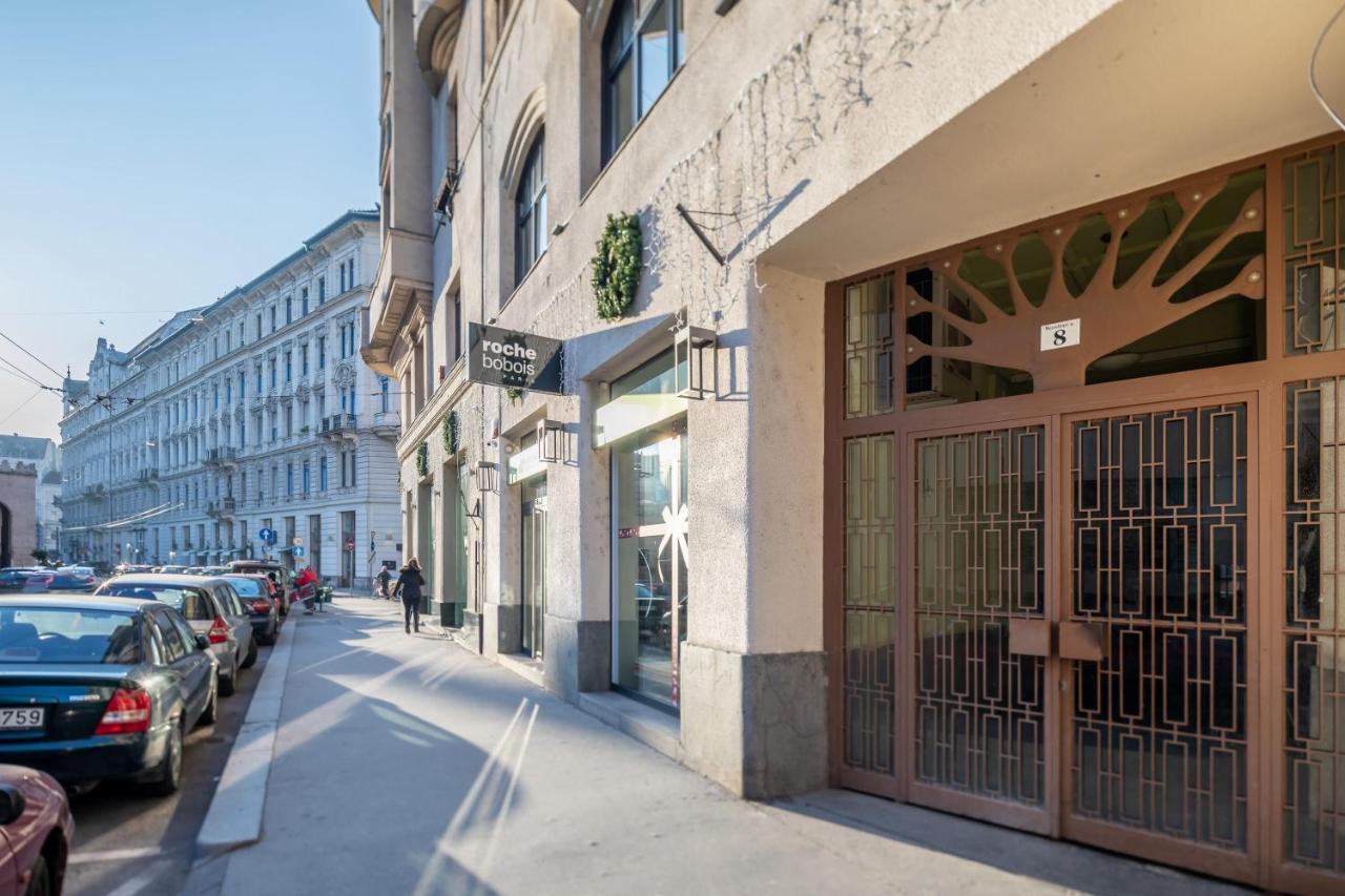 Extra Central Modern Studio Budapest Exteriör bild