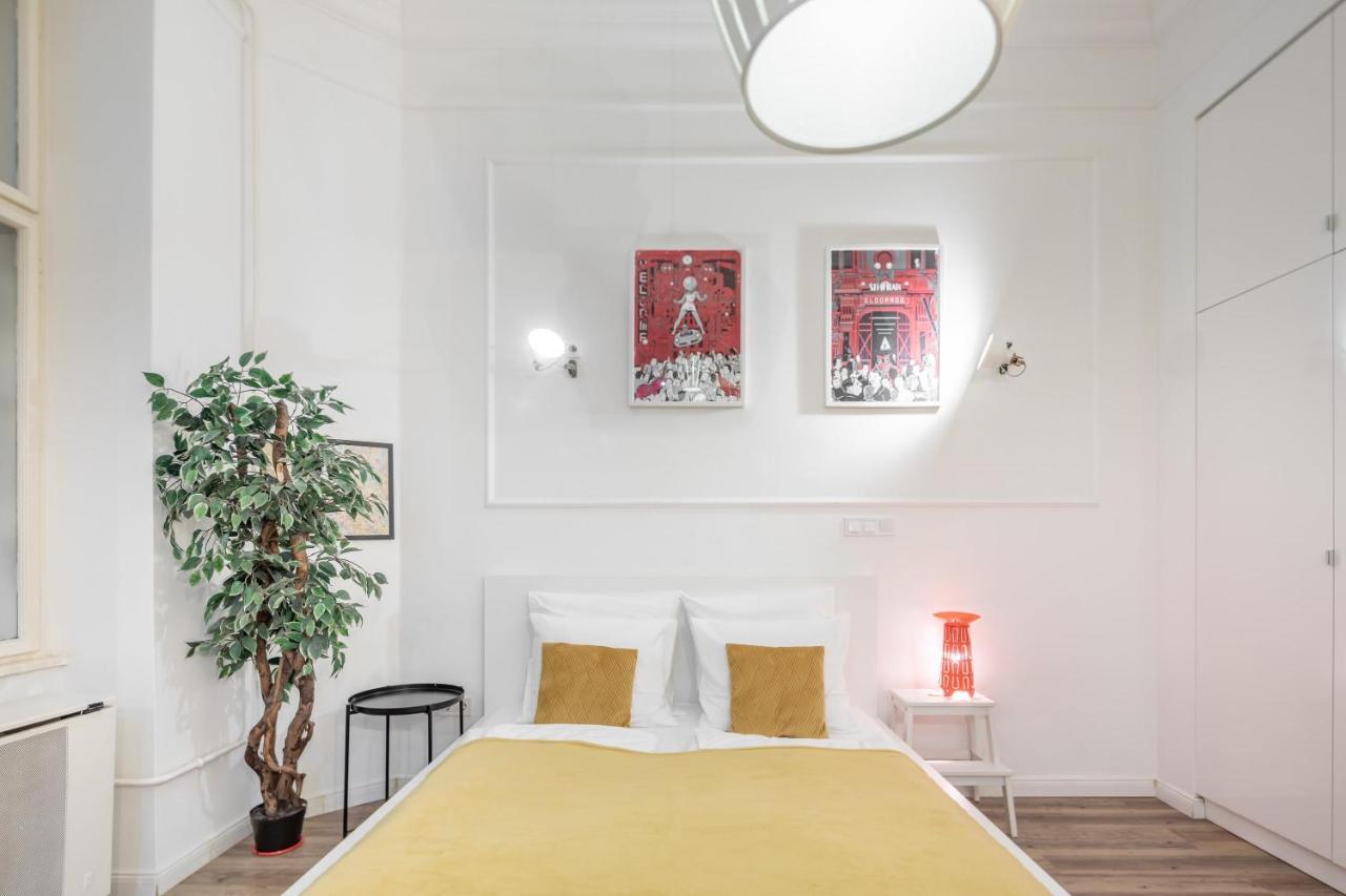 Extra Central Modern Studio Budapest Exteriör bild
